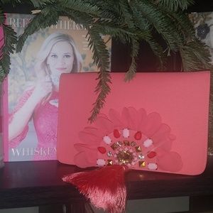 Shiraleah Chicago Tassle Clutch